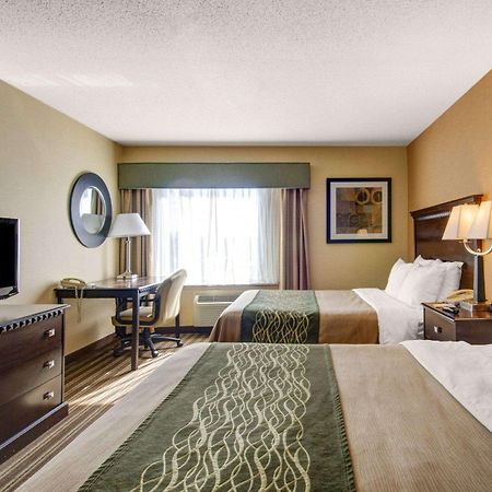 Spark By Hilton Woburn Boston Екстериор снимка
