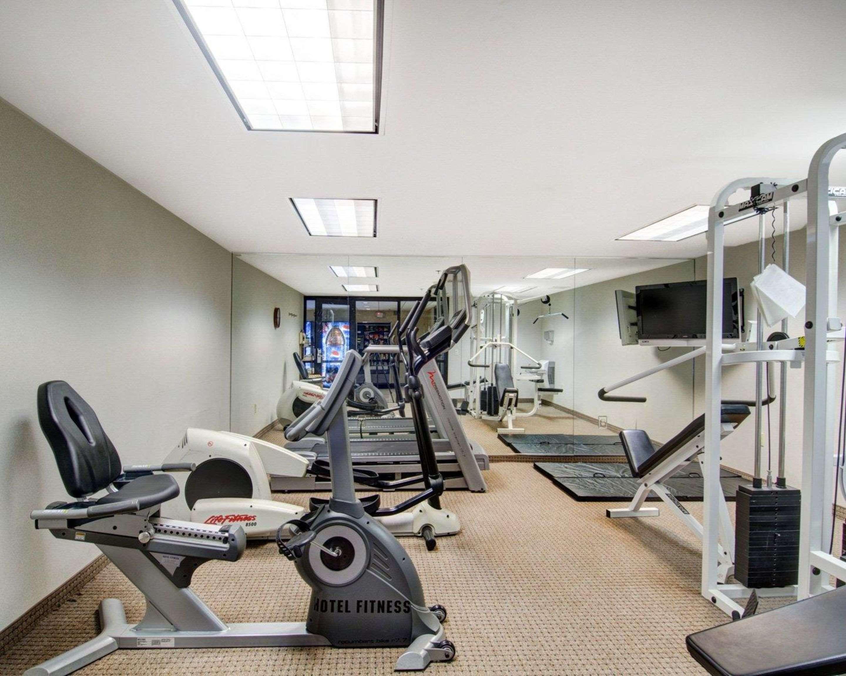 Spark By Hilton Woburn Boston Екстериор снимка